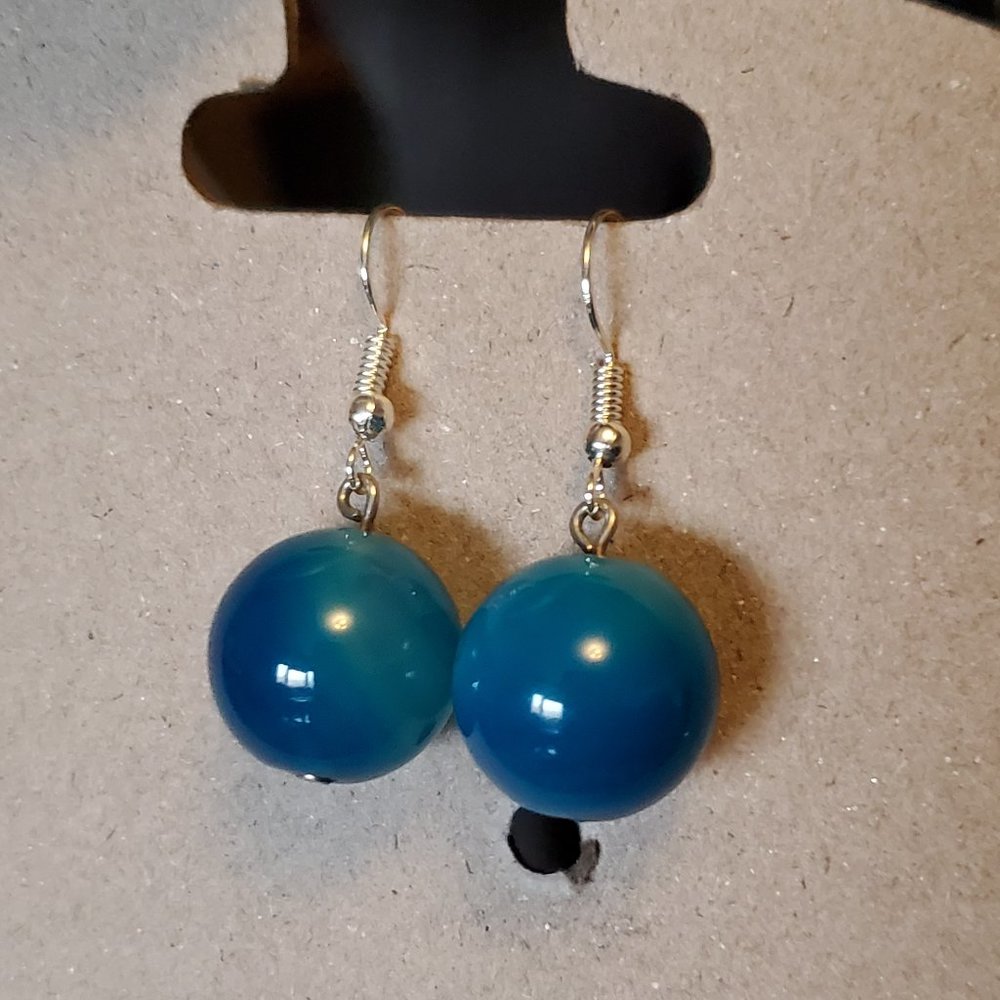 Silver Tone Hook 2 Tone Blue Glass Ball Dangle Earrings Tony Alexander Jewelry